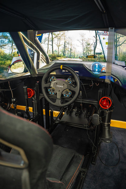 IronClad 全沉浸式駕駛模擬器