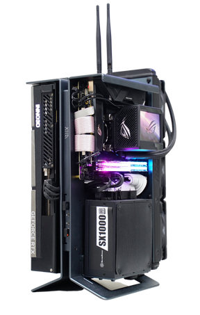 IronClad <b>Obelisk</b> <br>Small-size Gaming Tower PC